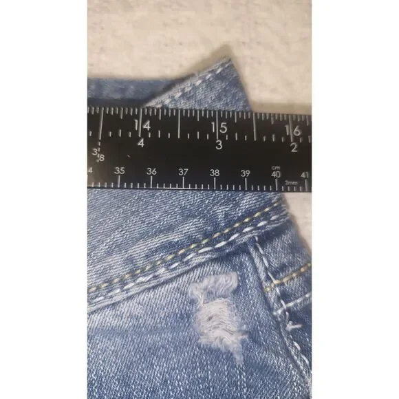 Amethyst Cropped Distressed Jeans Women's Blue EUC sz 13 - Picture 4 of 7